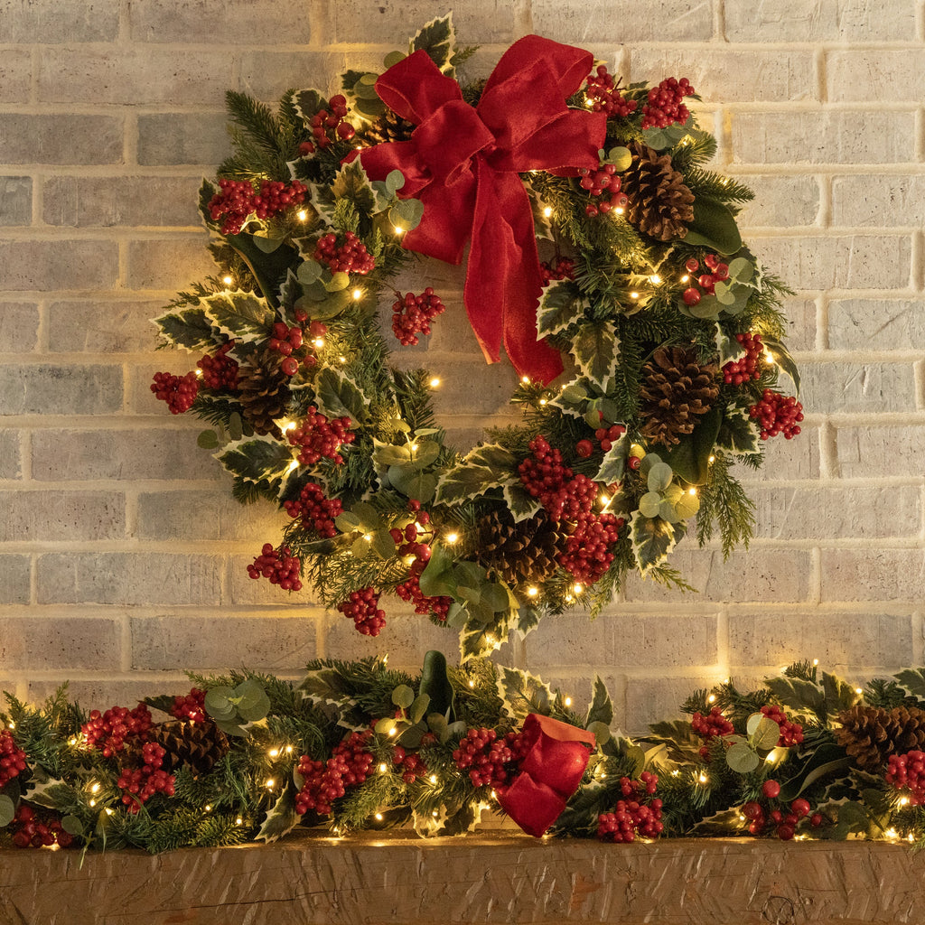 Clovi Brad Schmidt Winter Holly & Berries Christmas Wreath, 26”, LED Lights