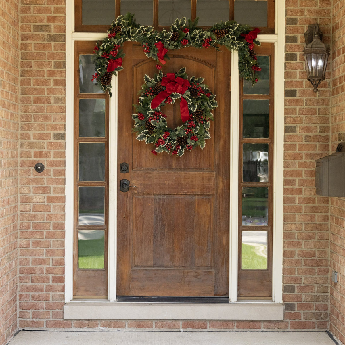 Clovi Brad Schmidt Winter Holly & Berries Christmas Garland, 6’, LED Lights