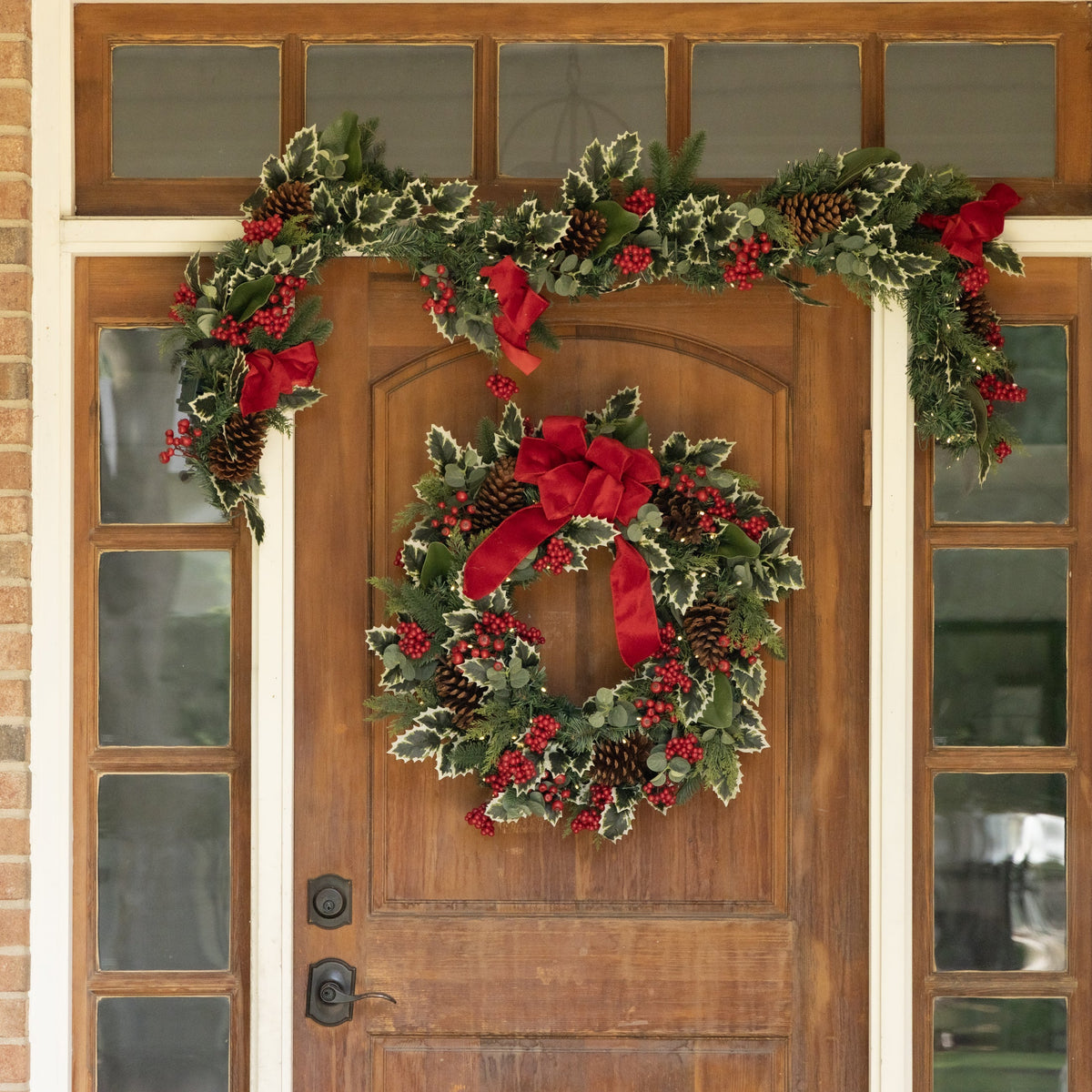 Clovi Brad Schmidt Winter Holly & Berries Christmas Garland, 6’, LED Lights