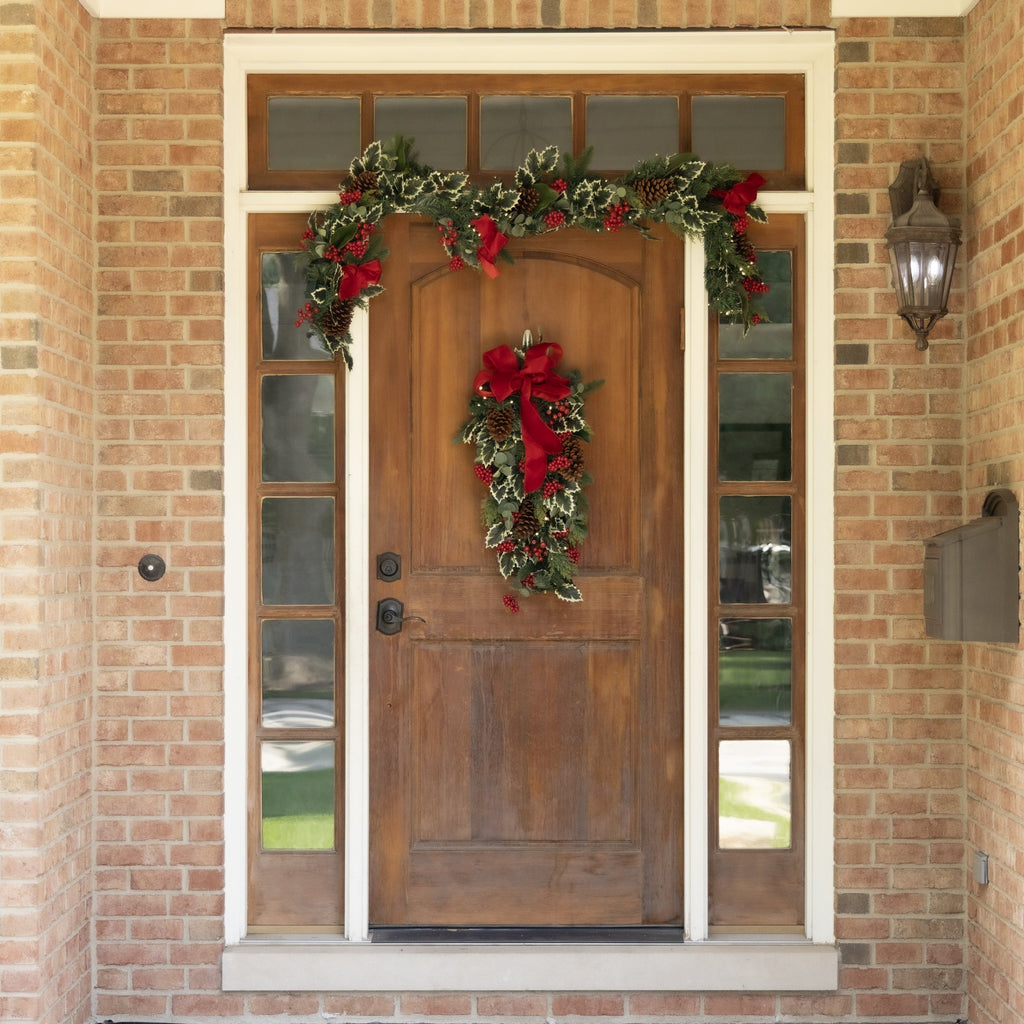 Clovi Brad Schmidt Winter Holly & Berries Christmas Teardrop, 30”, Prelit