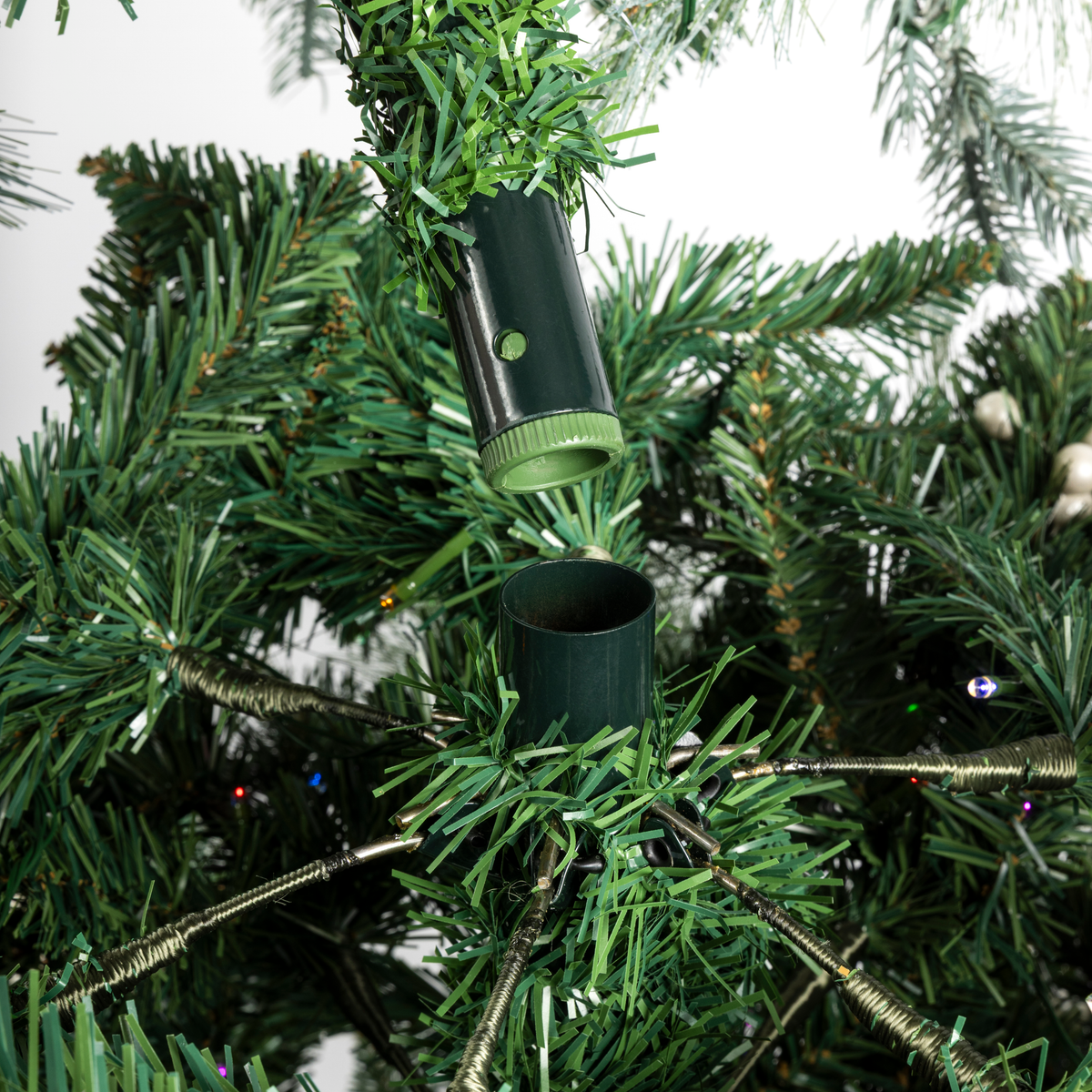 Clovi 7.5FT Lighted Snowfall Scotch Pine Tree, 500 Lights, No-Shed Flocking